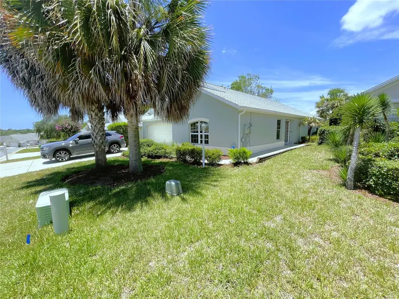 521 W Hillwood Path, FL