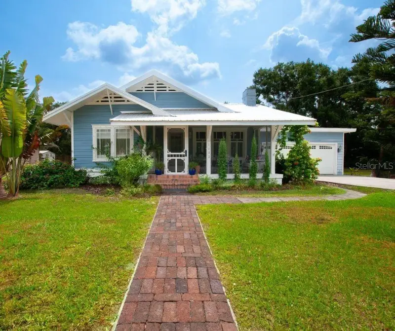 1102 N Arcadia Ave, FL