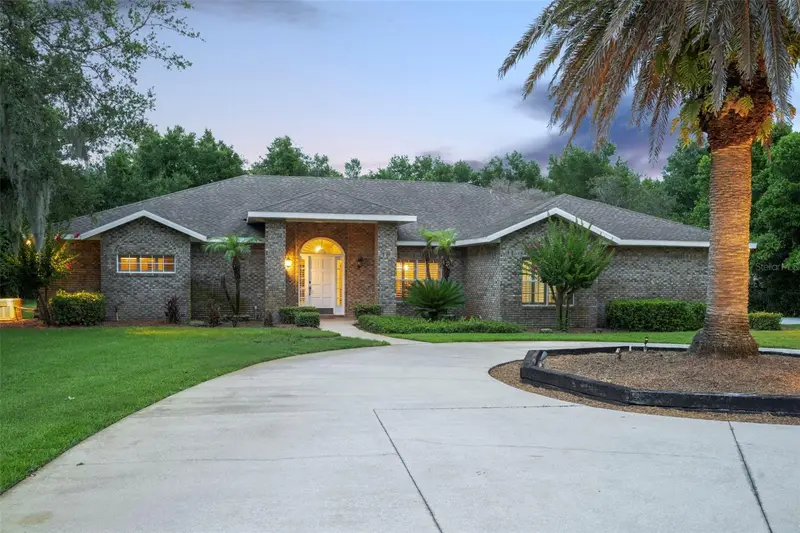 1303 Acres Dr, FL