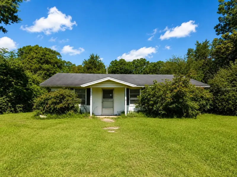 9701 Highway 97, FL