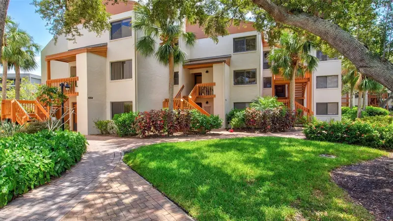 1700 Cove Ii Pl #310, FL