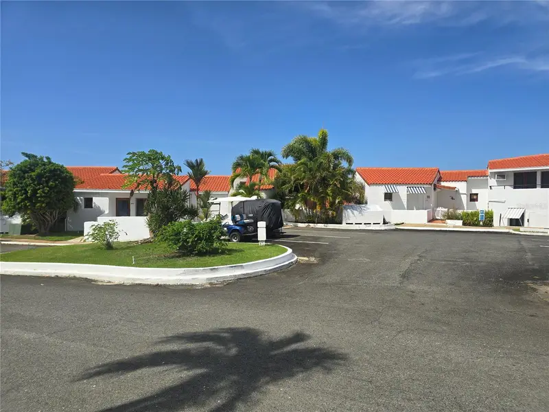 Cluster 2, 40-B Cluster 2, Rio Mar, PR