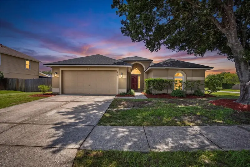 1434 Hatcher Loop Dr, FL