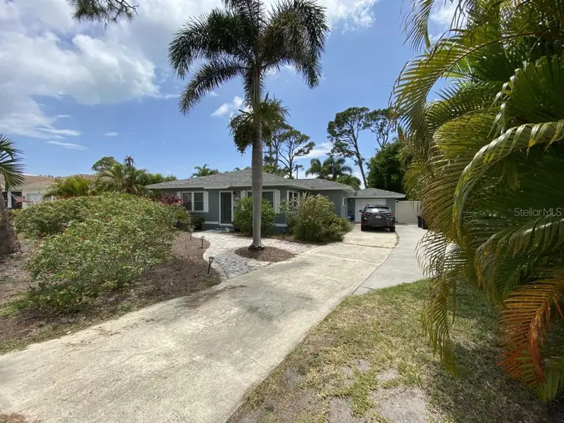 828 Nokomis Ave S, FL