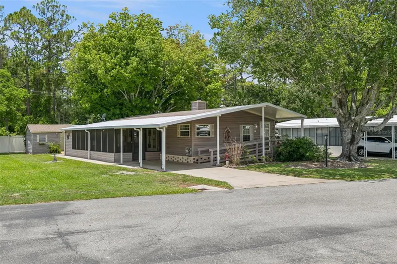 938 Blue Heron Blvd, FL