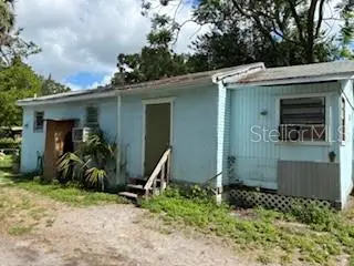8310 N Hillsborough Ln, FL