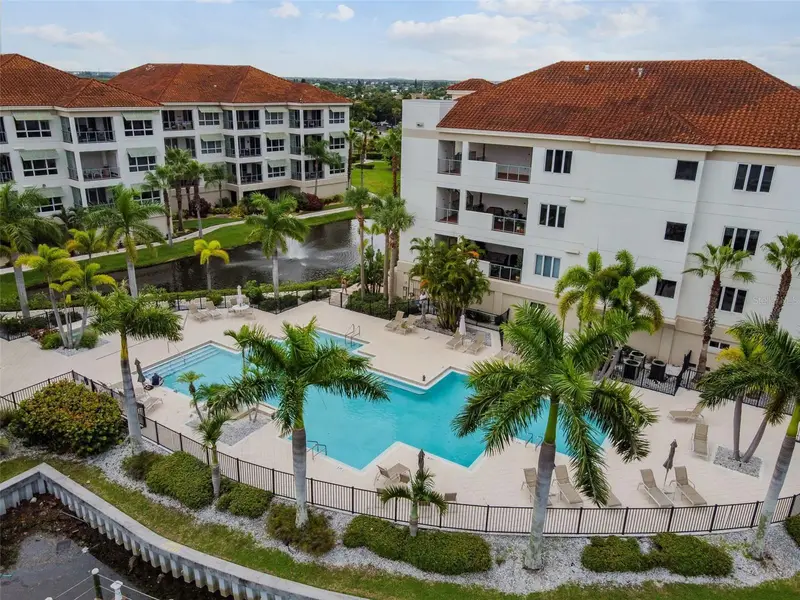 1038 Bellasol Way #403, FL