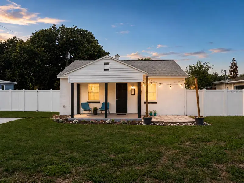 217 W Story Rd, FL