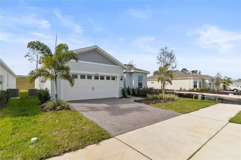 15936 Winding Bluff Dr, FL