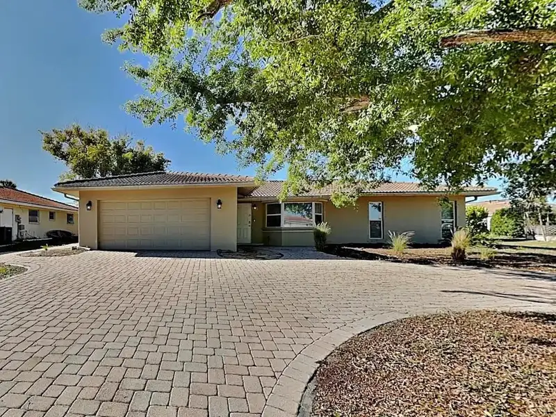 122 Van Dyck Dr, FL