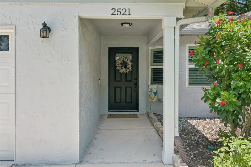 2521 Gulfbreeze Cir, FL