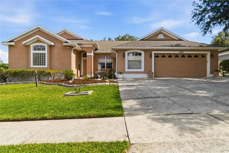 1085 Chase Dr, FL