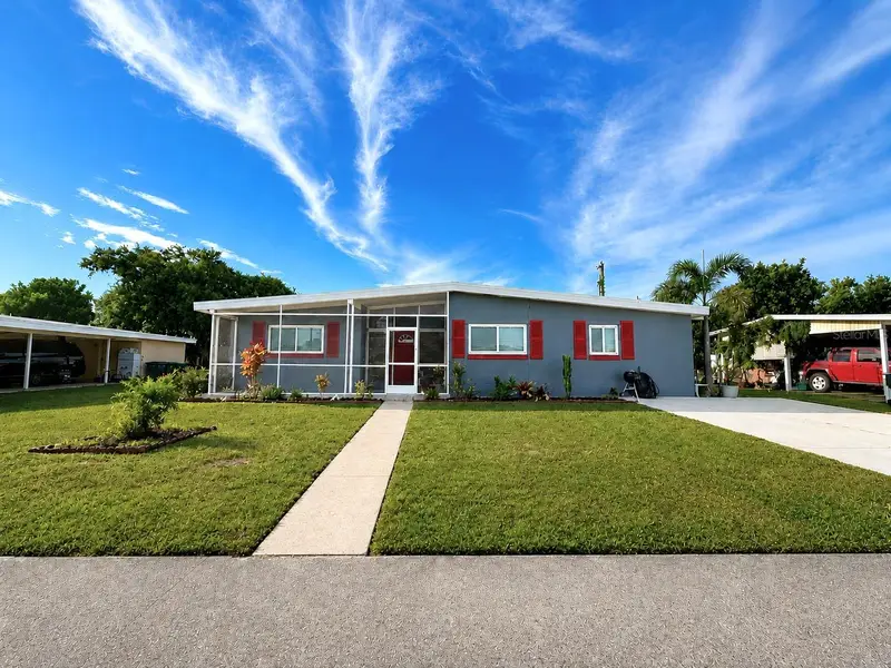 21442 Gladis Ave, FL