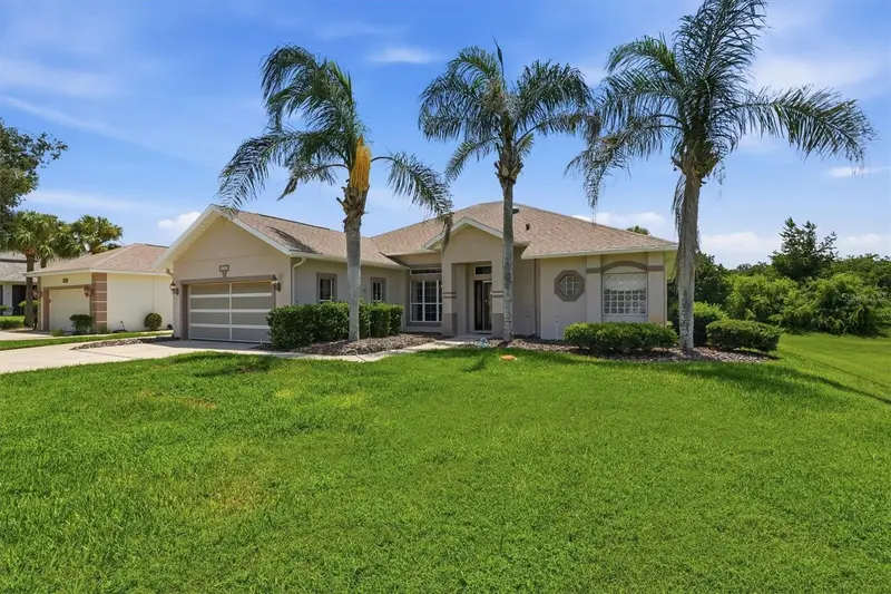 6042 Landings Blvd, FL