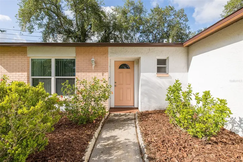 8240 Winding Wood Dr, FL