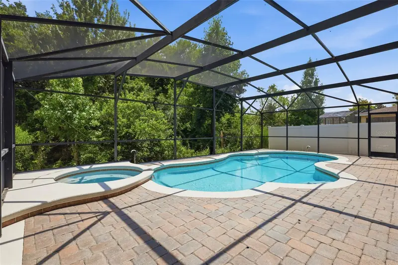 2555 Sand Arbor Cir, FL