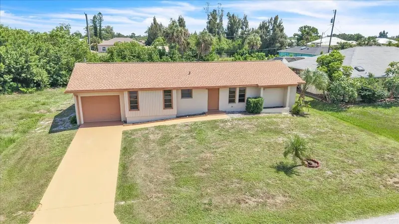 528 Magnolia Ave Nw, FL