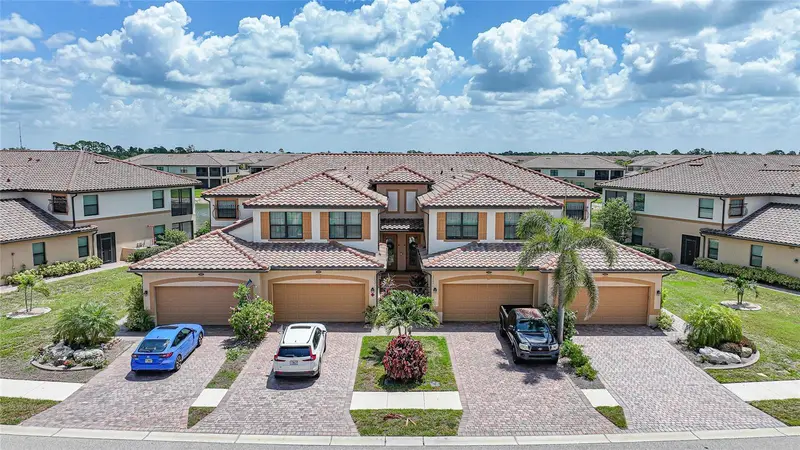 20071 Ragazza Cir #101, FL