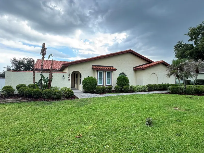 1809 Stella Ct N, FL