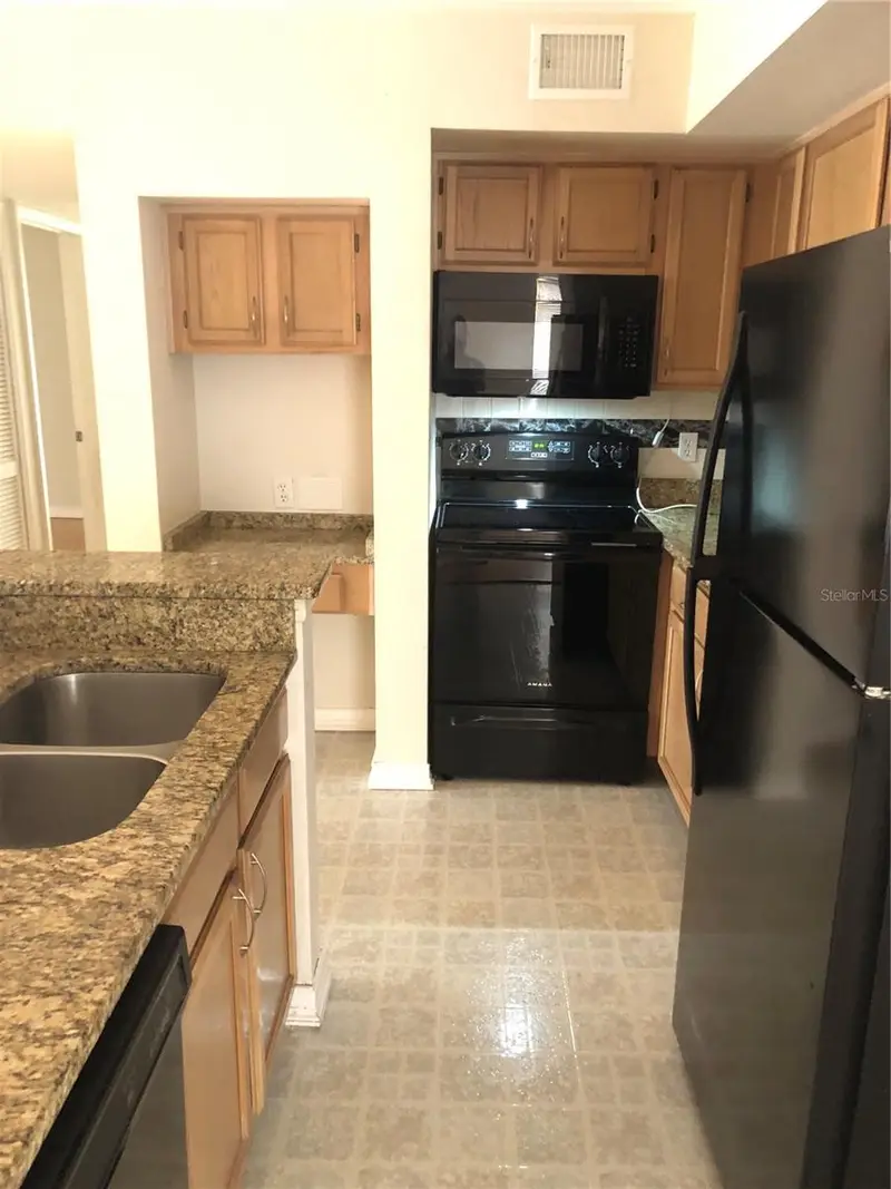 486 N Pin Oak Pl #206, FL