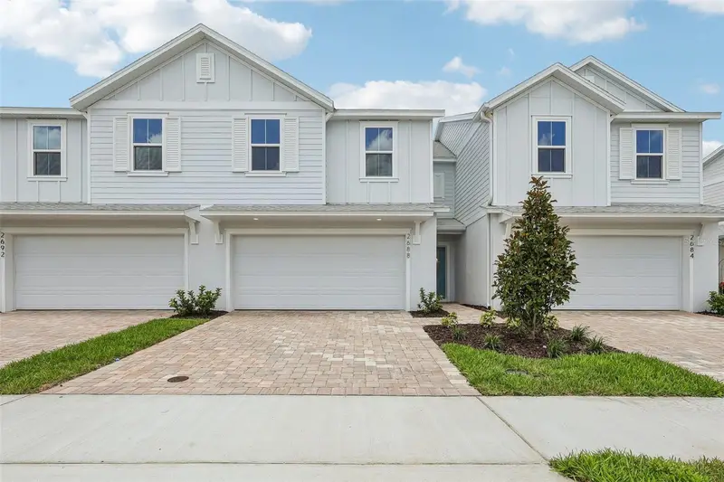 2688 Meadow Crest Dr, FL