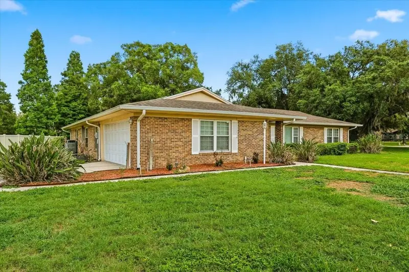 137 Wood Hall Dr, FL