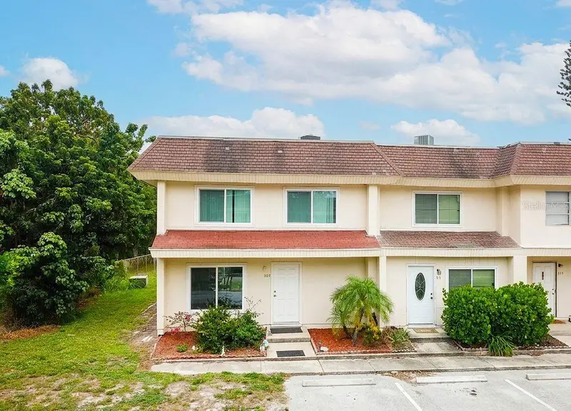 309 Amherst Ave #51, FL