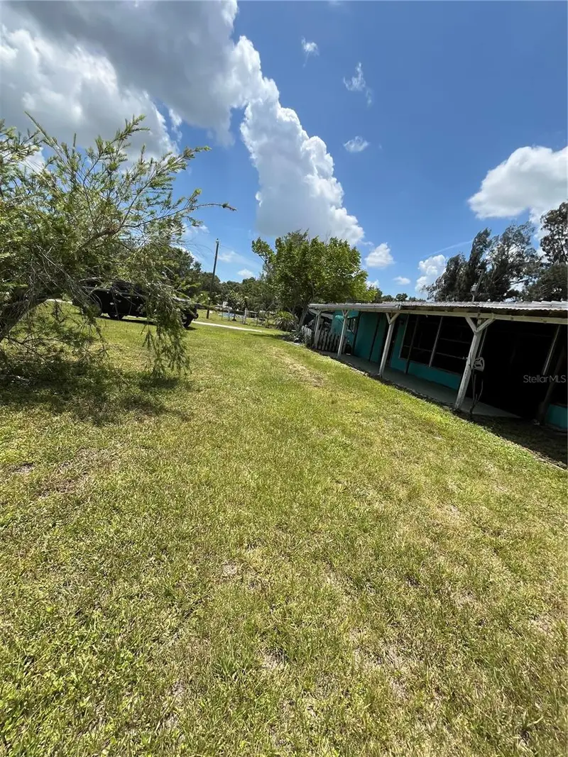 4682 Se Apache Dr, FL