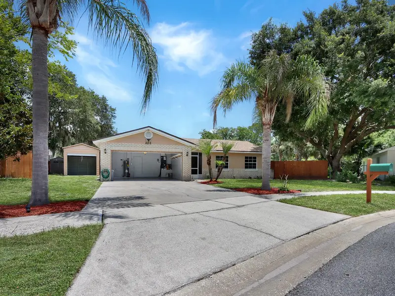 203 Sweetgum, FL