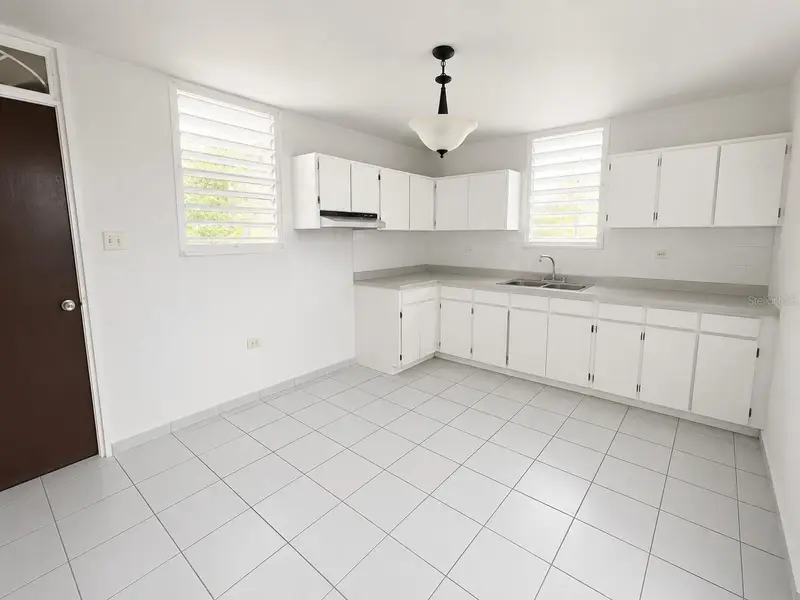 H17 4th St, PR