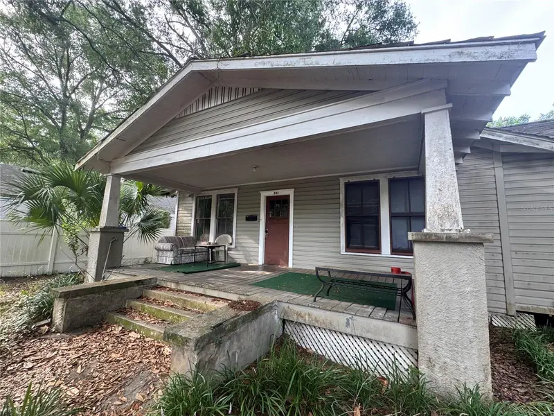 907 Nw 11th Ave, FL