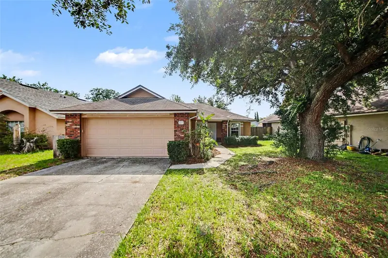 1077 Sugarberry Trl, FL