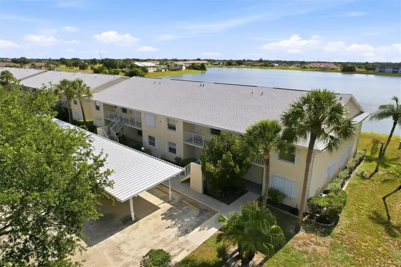 1512 Rio De Janeiro Ave #428, FL