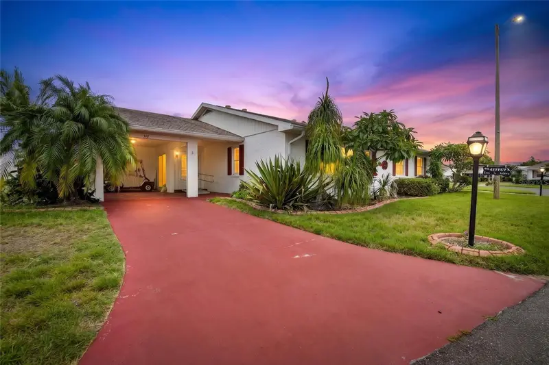 213 Glenellen Pl, FL