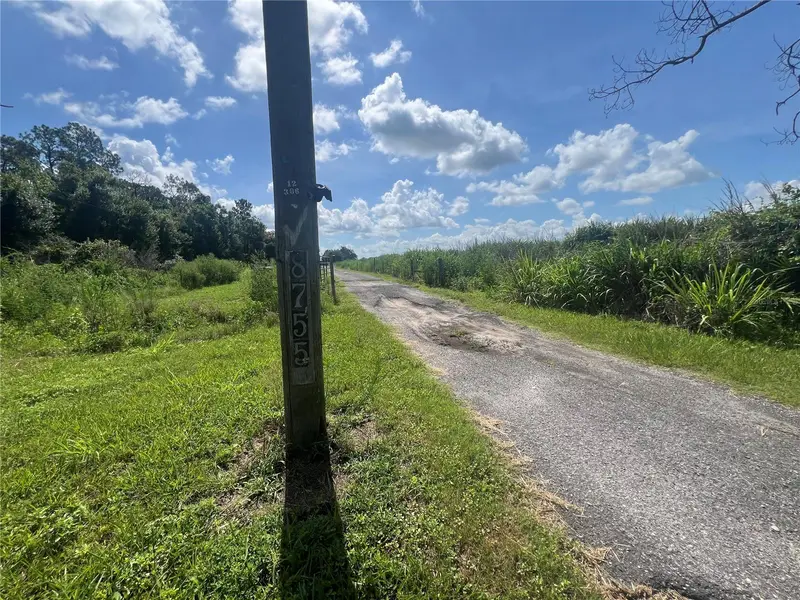 8755 Wauchula Rd, FL