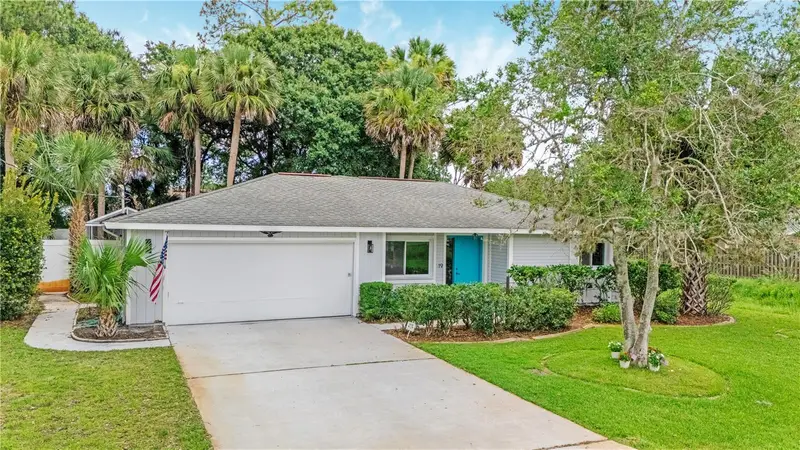 19 Banner Ln, FL