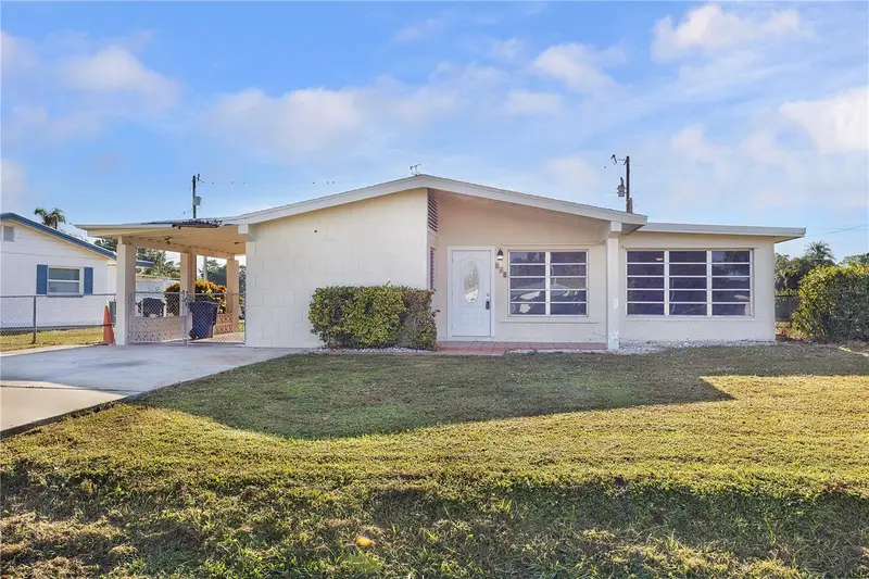 275 Lakeview Dr, FL