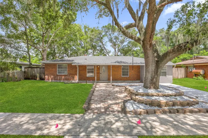 518 Lavon Dr, FL