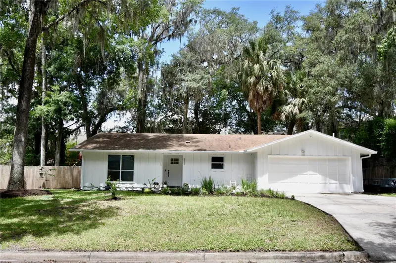 2000 Sw 11th Ter, FL