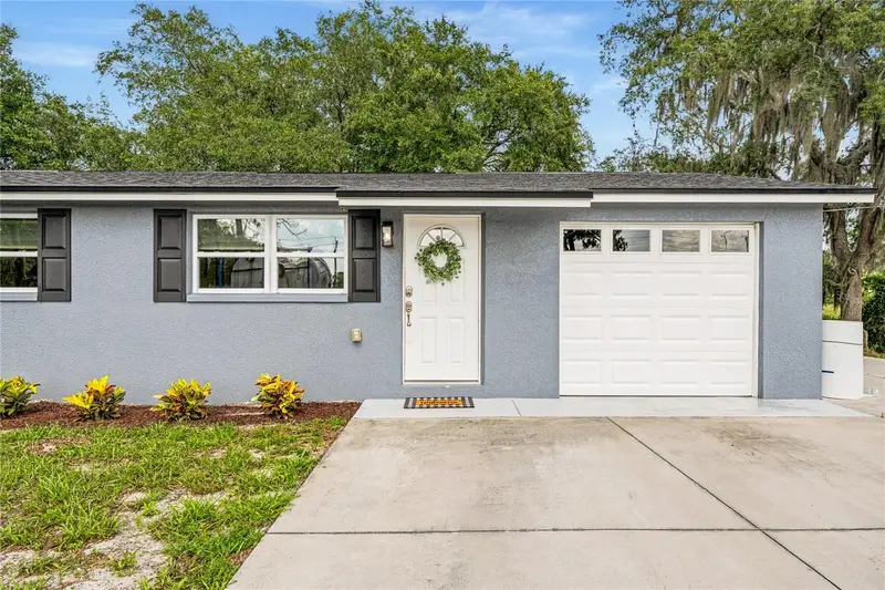749 N Sr 415, FL