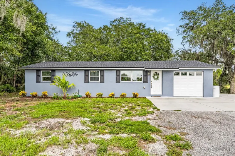 749 N Sr 415, FL