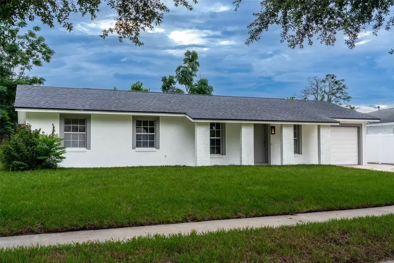 377 Jefferson Dr, FL