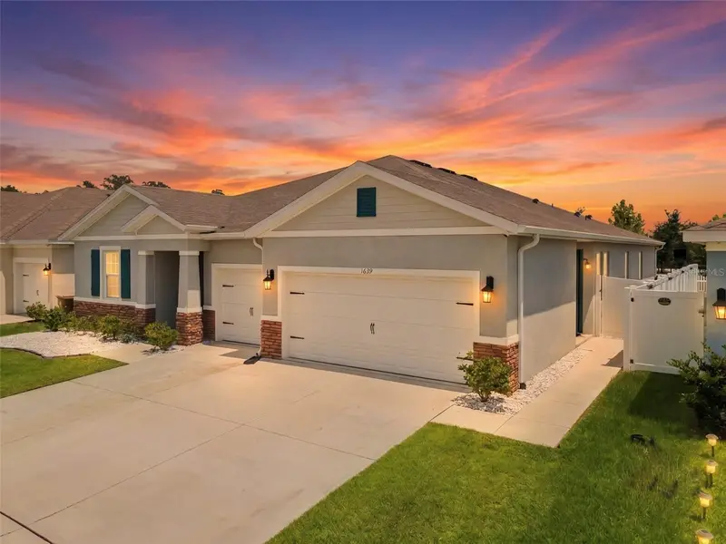1639 Park Side Ave, FL