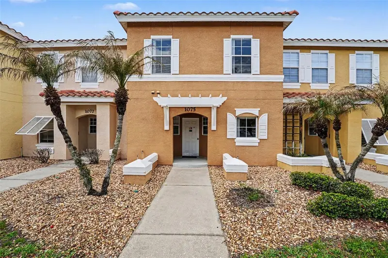 1077 Park Ridge Cir, FL