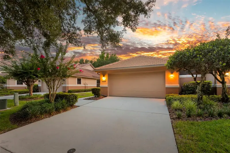 17716 Oak Bridge St, FL