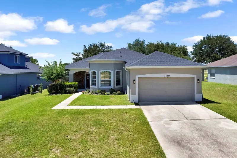34037 Fortunado St, FL