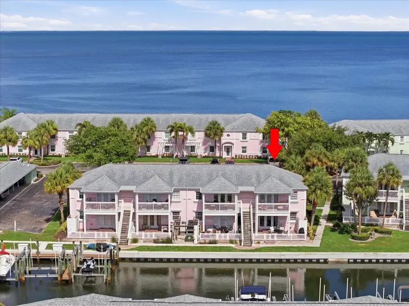 4843 Coquina Key Dr Se #A, FL