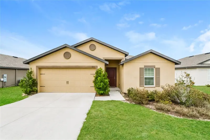 1635 Swan Lake Cir, FL