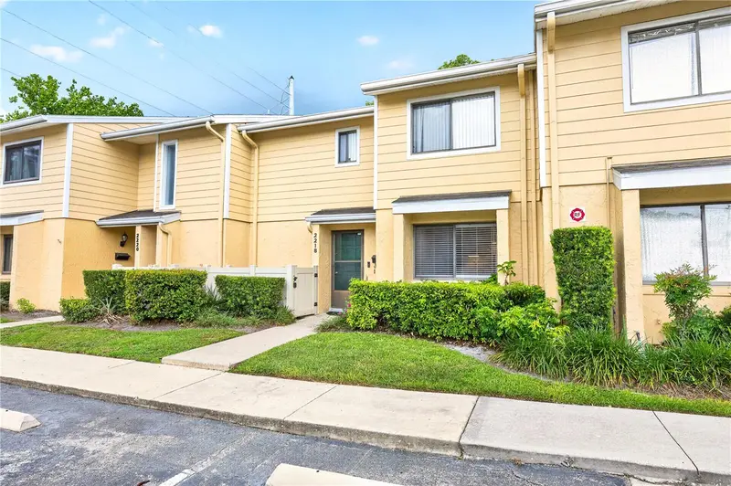 2218 Mcmahon Ct #1038, FL
