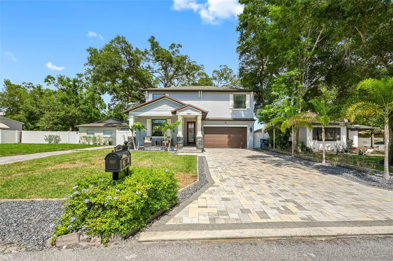 7507 N Dartmouth Ave, FL